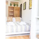 Spacious Two-Bed Apartment 100M From Trafalgar Sqr
