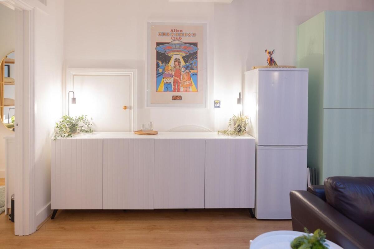 Spacious Two-bed 100m From Trafalgar Sqr Apartament